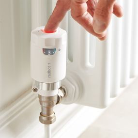 Secure Radbot Intelligent Thermostatic Radiator Valve
